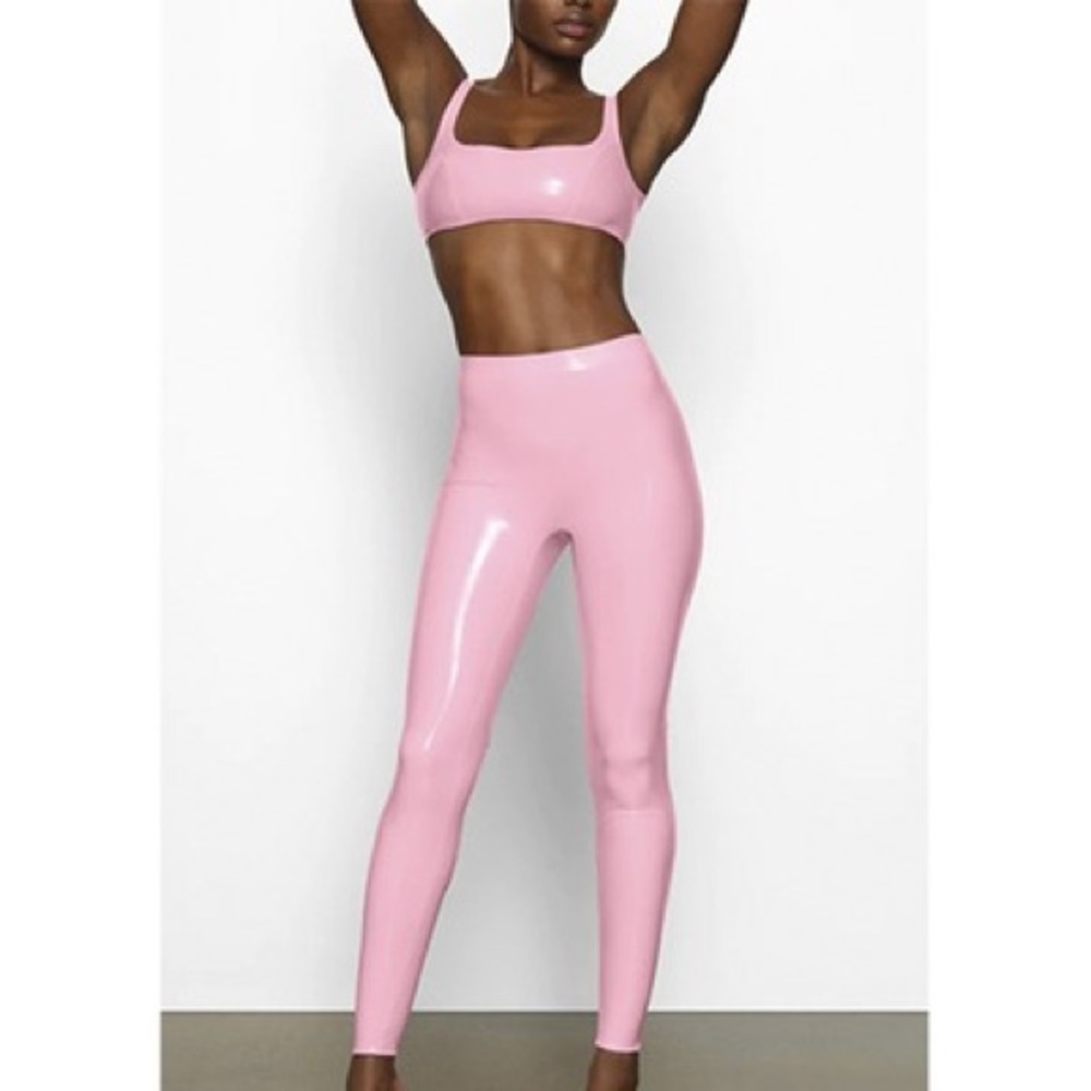 Skims pink 2 piece latex set
